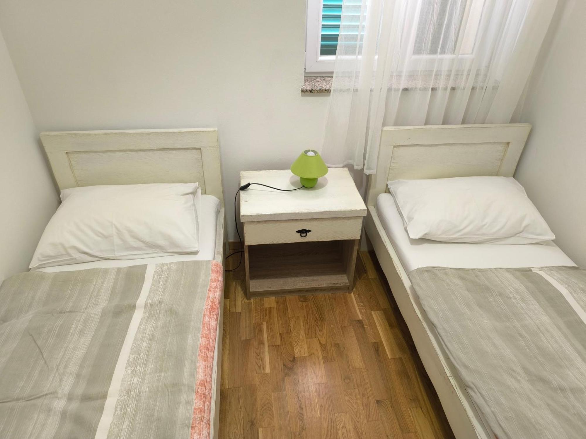 Stara Kuća Apartments Šimuni Exterior foto