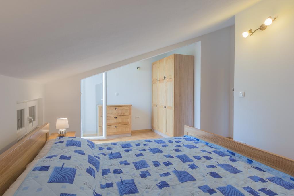 Stara Kuća Apartments Šimuni Exterior foto